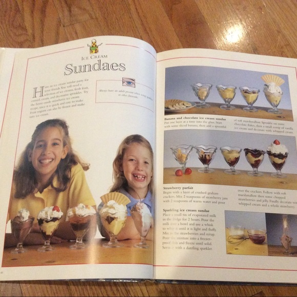 Kids Activities Books and tie dye bundle - Picture 14 of 14